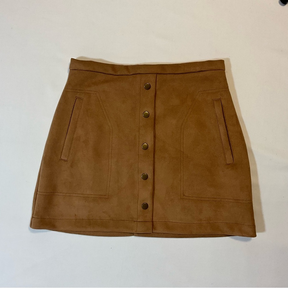 Ivy & Leo Skirt Size M Faux Suede Mini Skirt Medium Brown